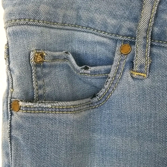 ARTICLES OF SOCIETY  'Sarah' Cut Off Hem Jeans, 26 - Picture 6 of 9